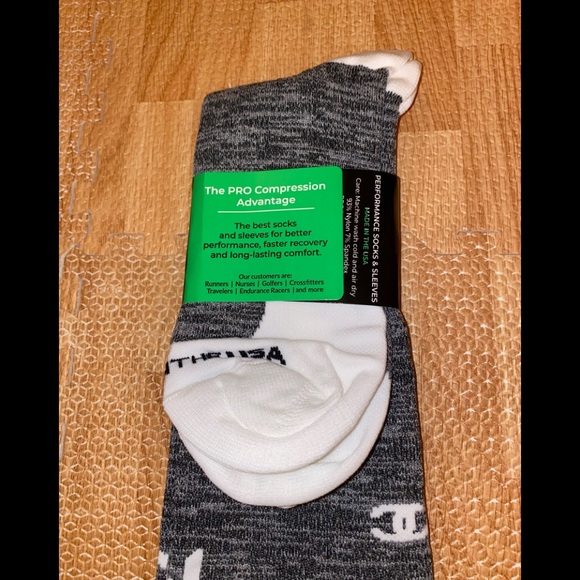 Pro Compression Socks! - Picture 3 of 4